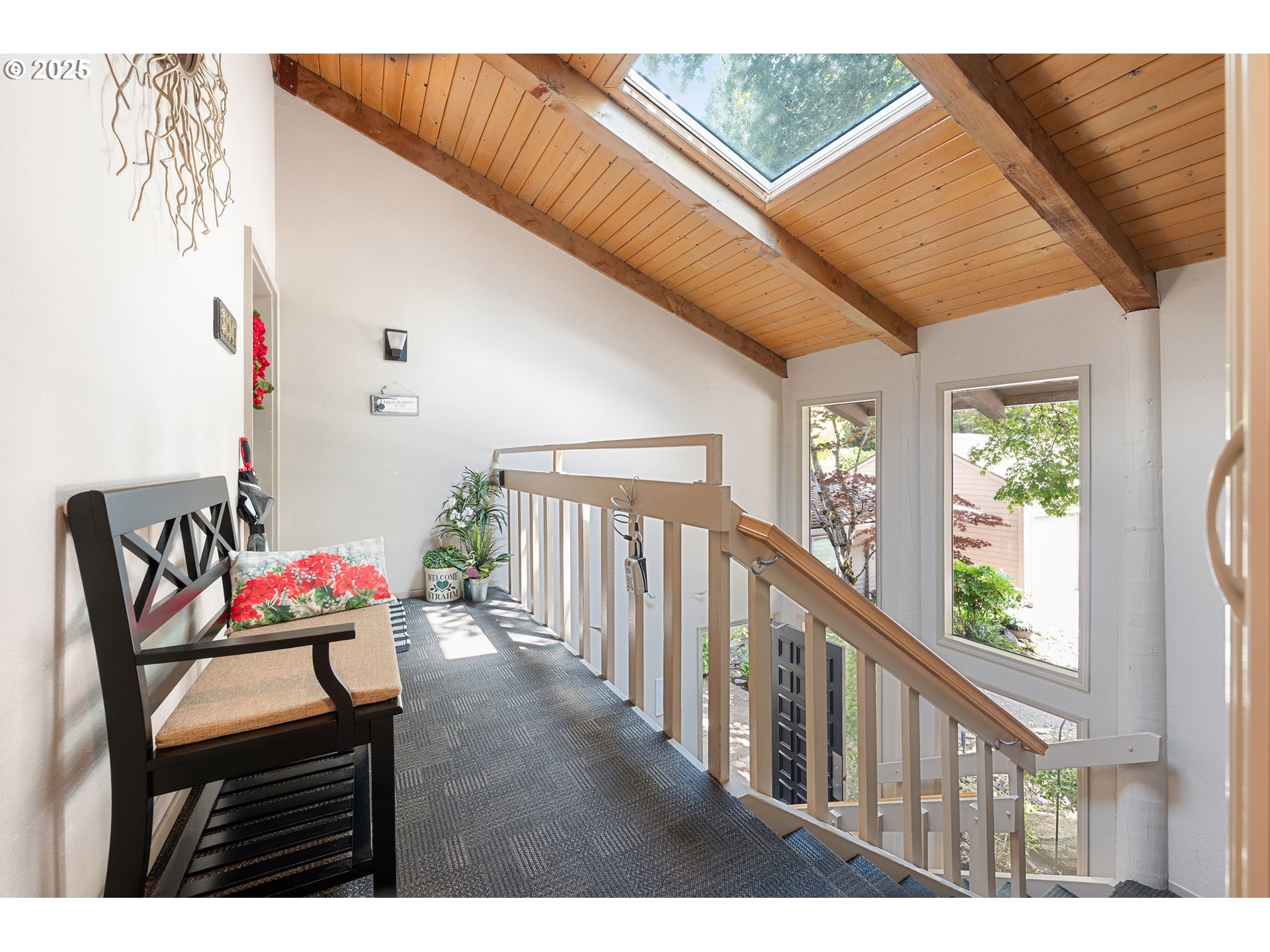 31959 SW CHARBONNEAU DR