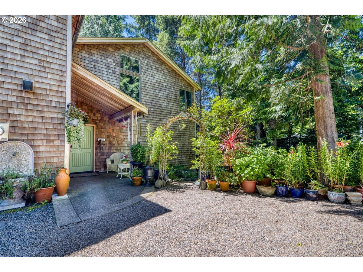 1483 SW TINTINNABULARY PL