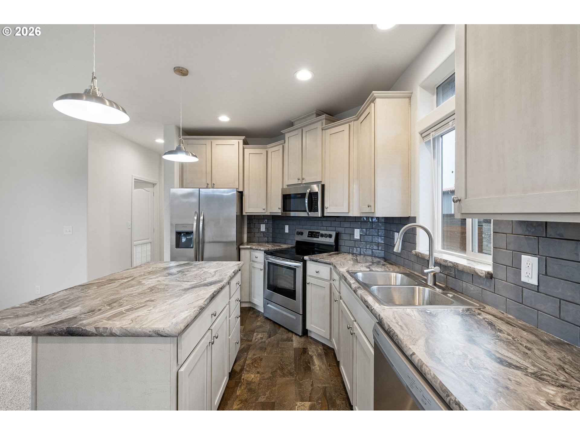 9811 SW HERMAN RD 45