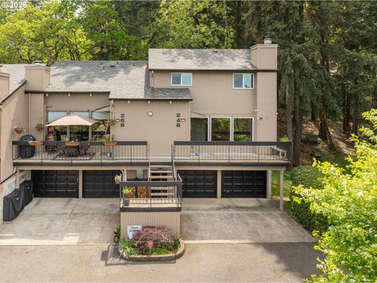 246 WOODRIDGE DR, EUGENE, OR 97405 - Image 162e56918aa92ba2fdb0bca70c110133/619587106