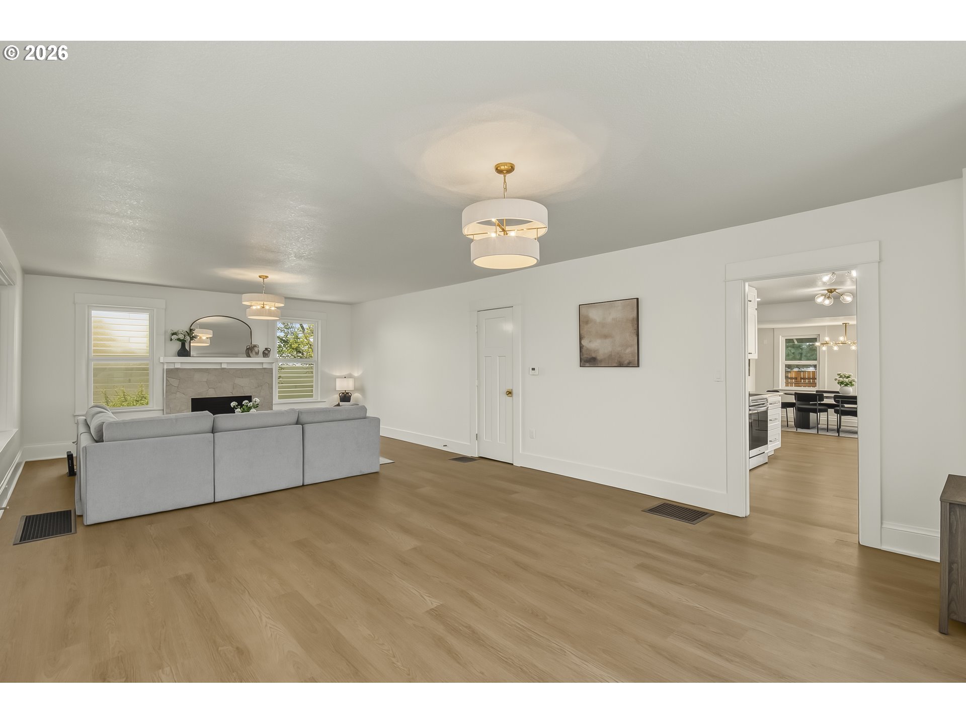 9131 N LOMBARD ST