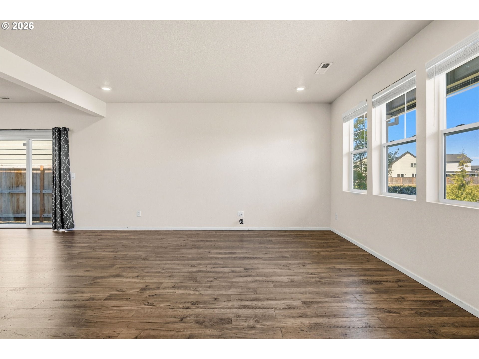 2283 LIVESAY LN