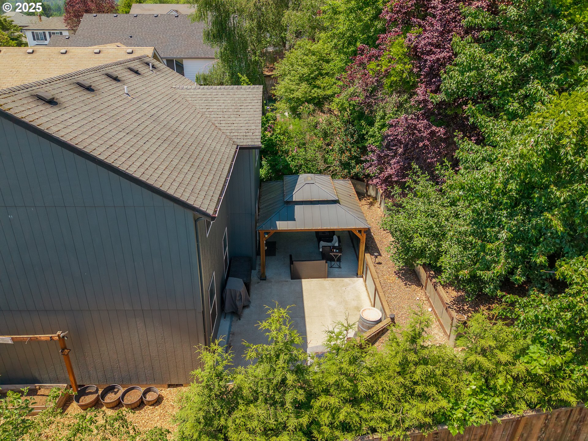 816 SW Chablis CT