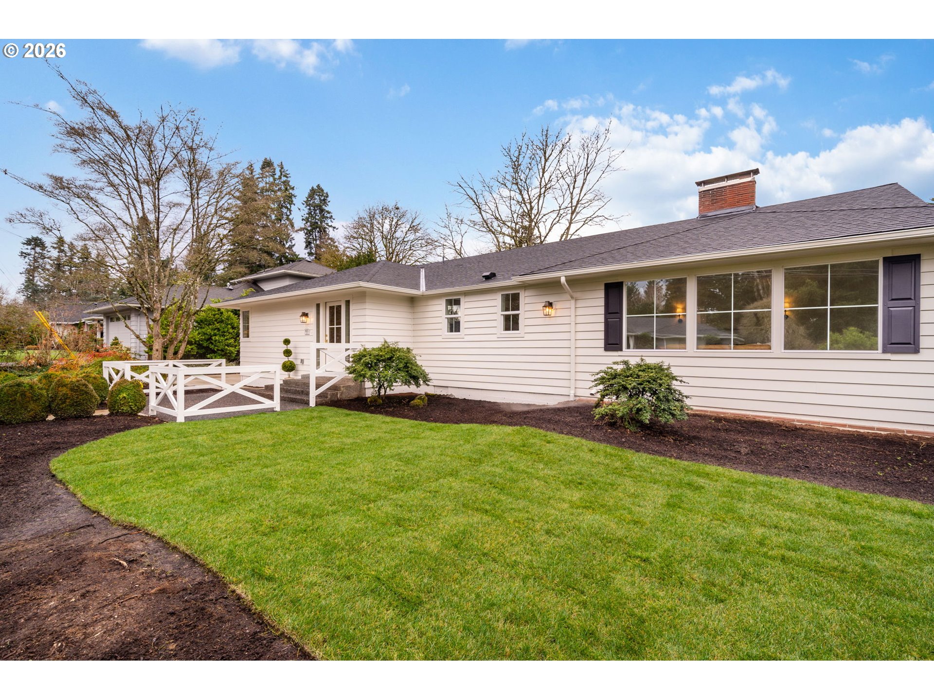 4275 SW CRESTWOOD DR