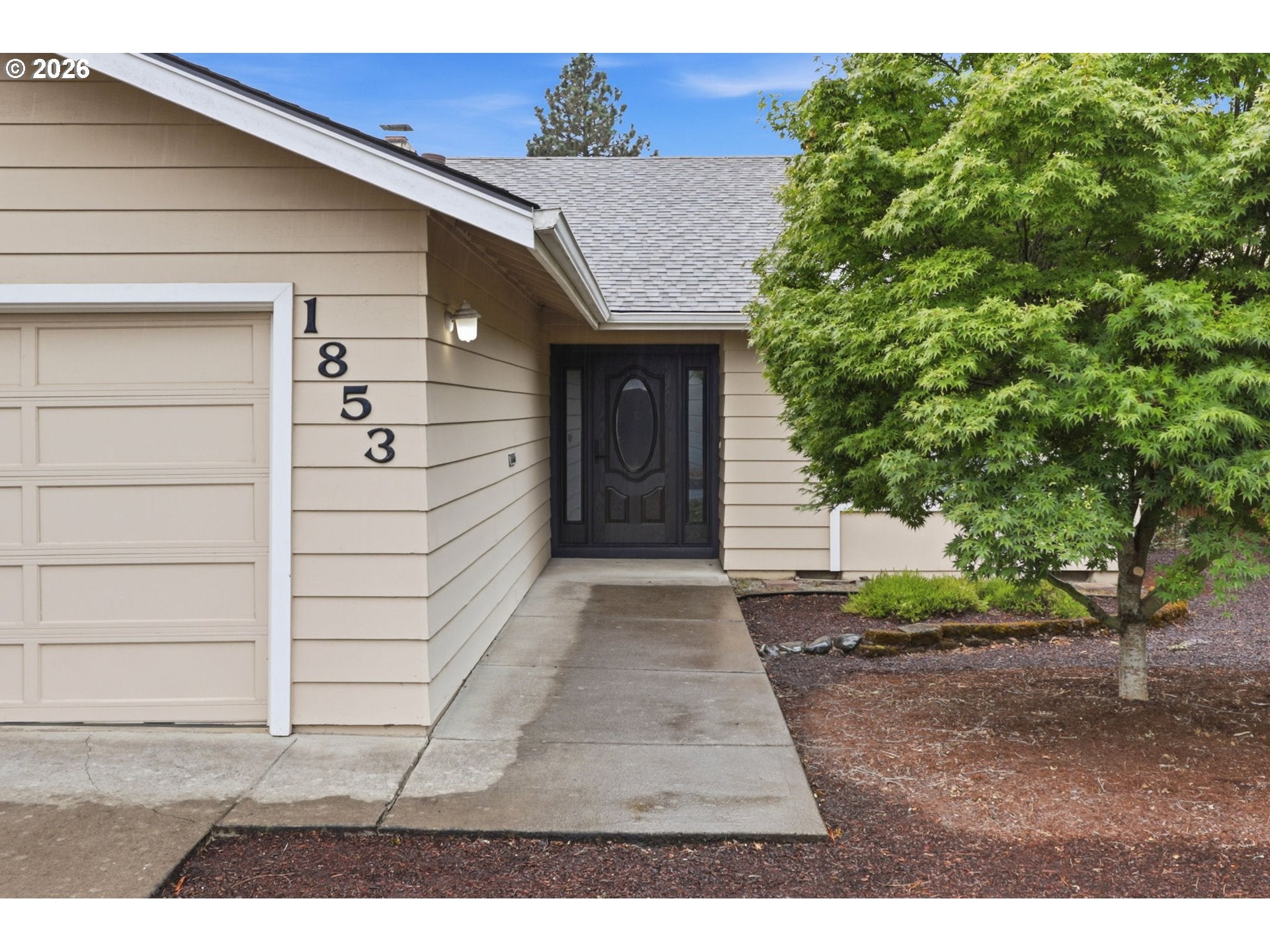 1853 WOODSTOCK CIR NW