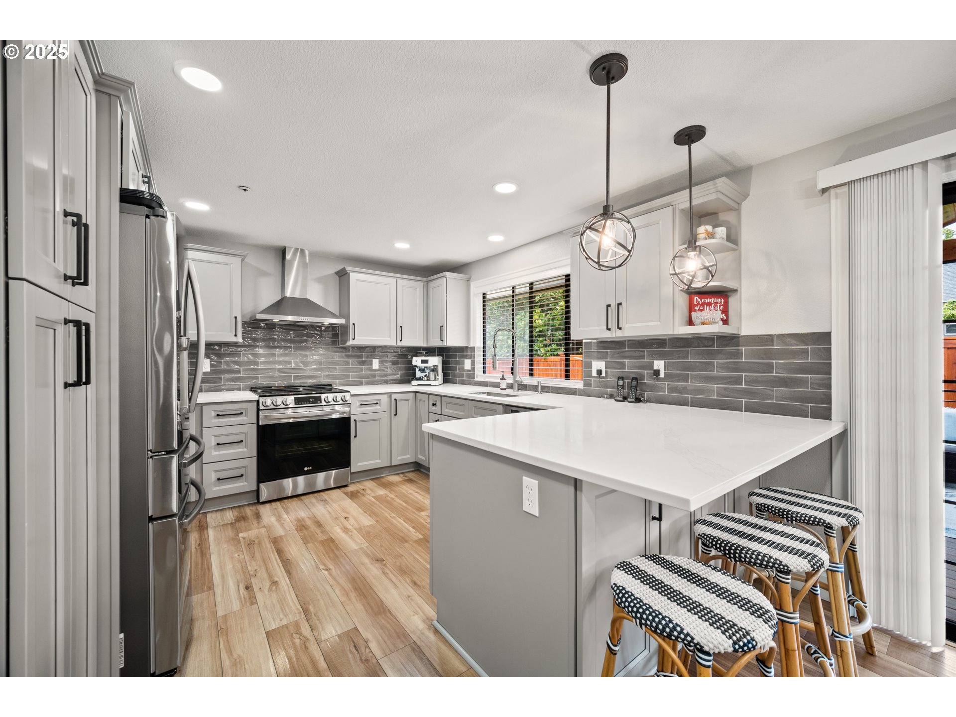 8955 SW CLUB MEADOW LN