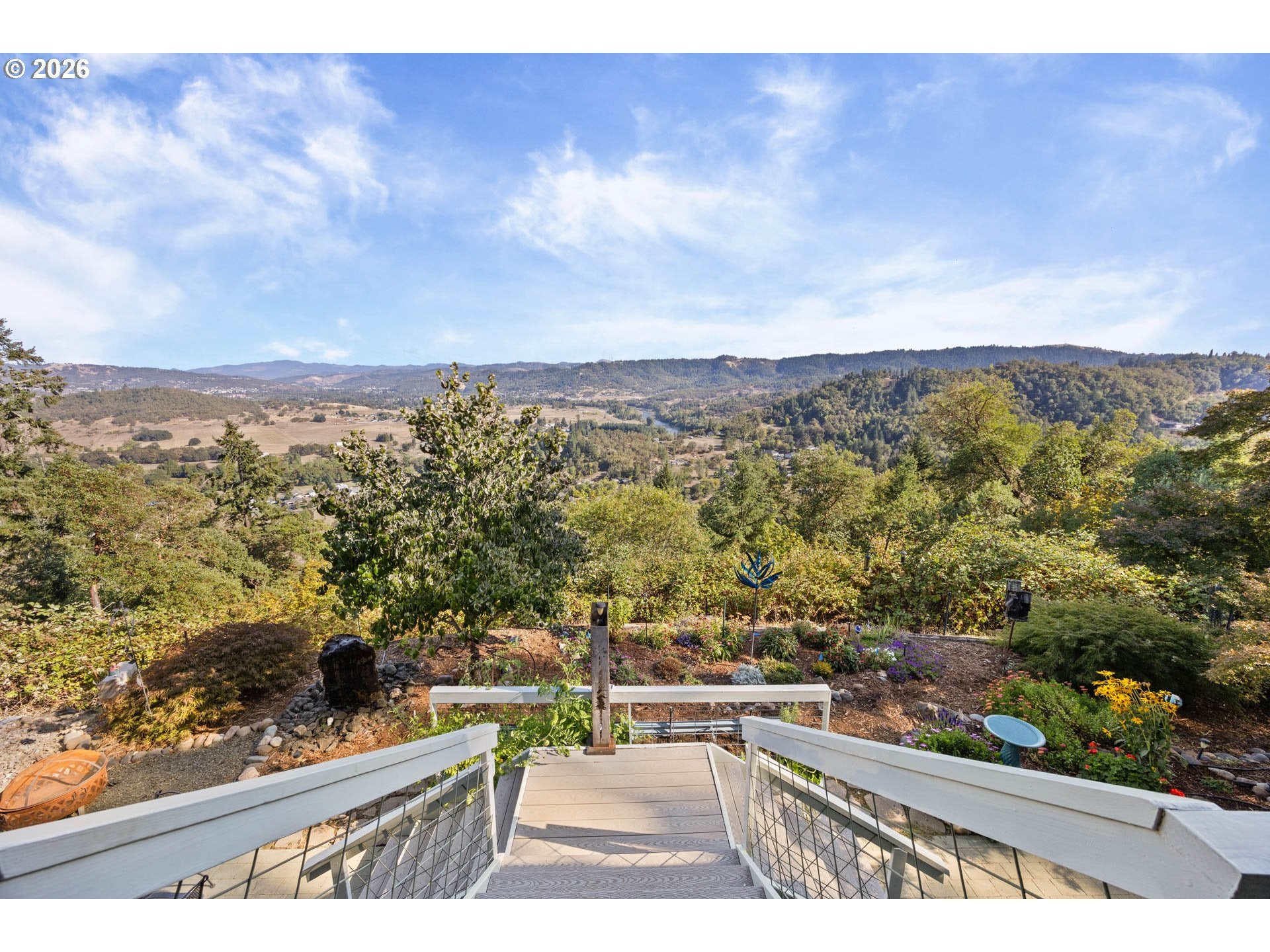 470 BLACK OAK DR