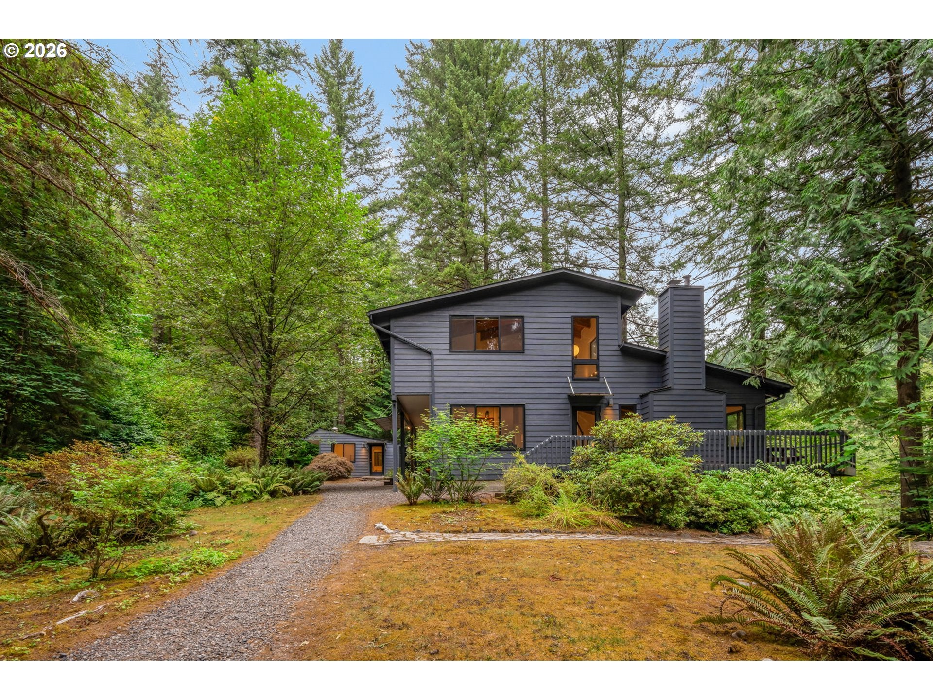 502 LINDA LN