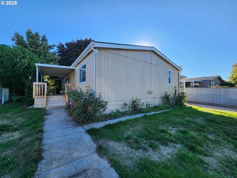 1500 GABRIELA CT Salem OR 97301