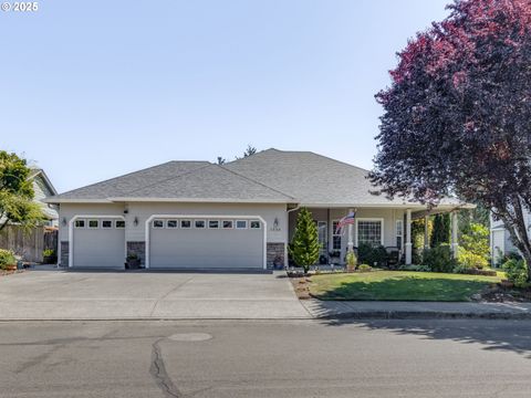 1506 E HERITAGE LOOP La Center WA 98629