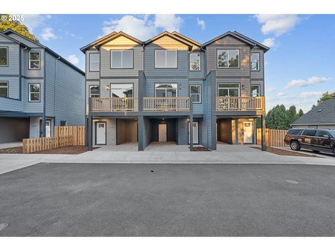 11191 SE STARK ST Portland OR 97216