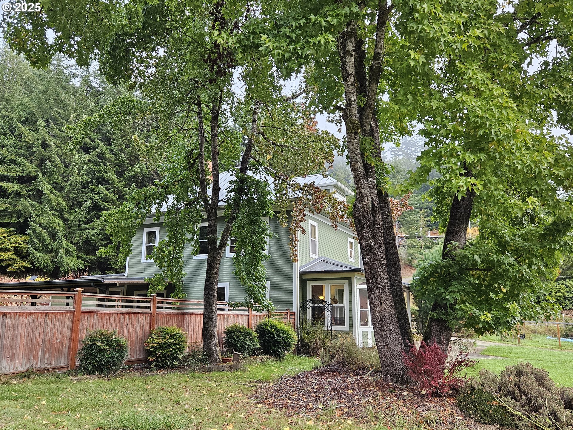 63674 DANIELS CREEK RD