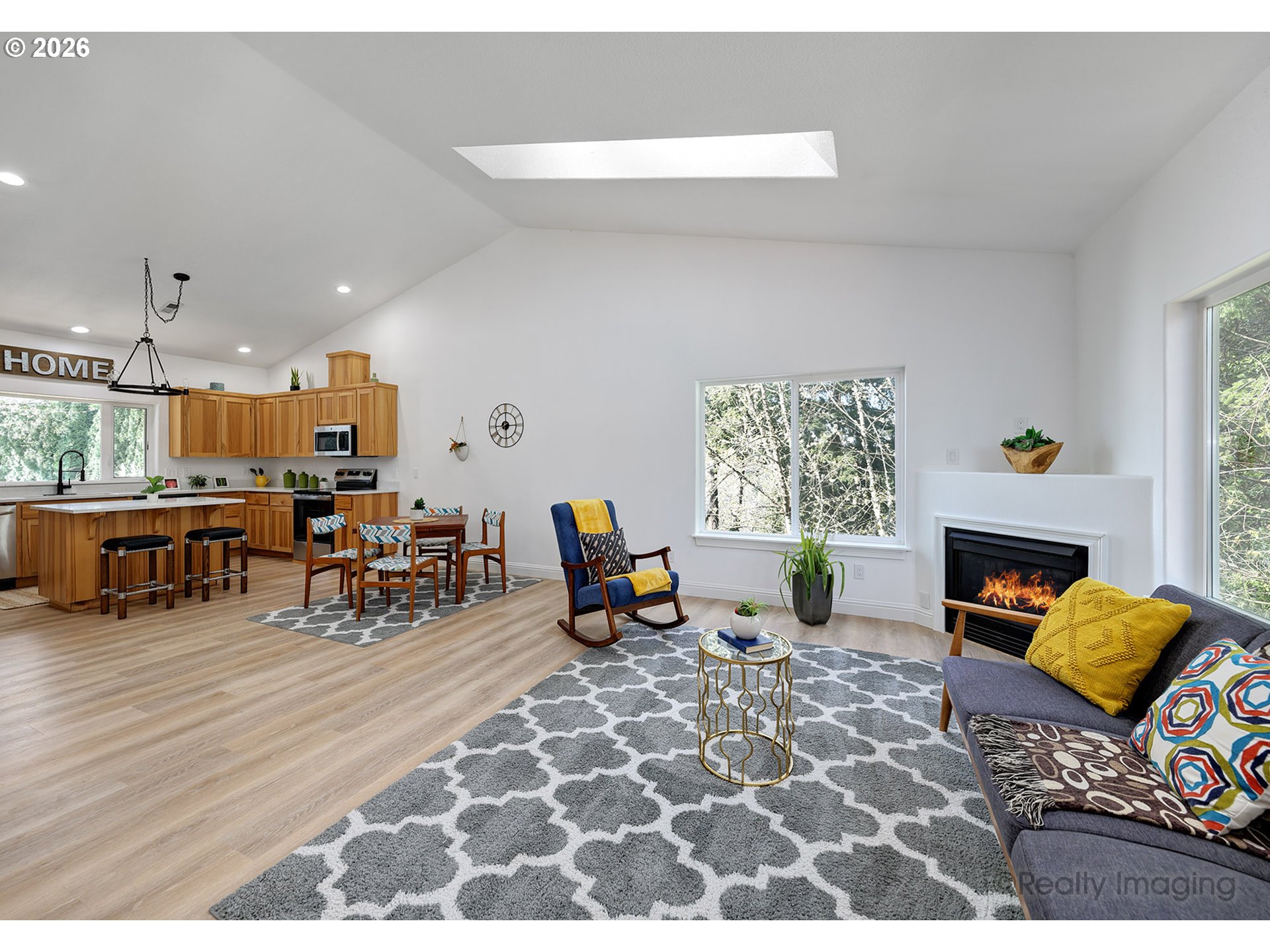 721 SE FOREST GLEN RD