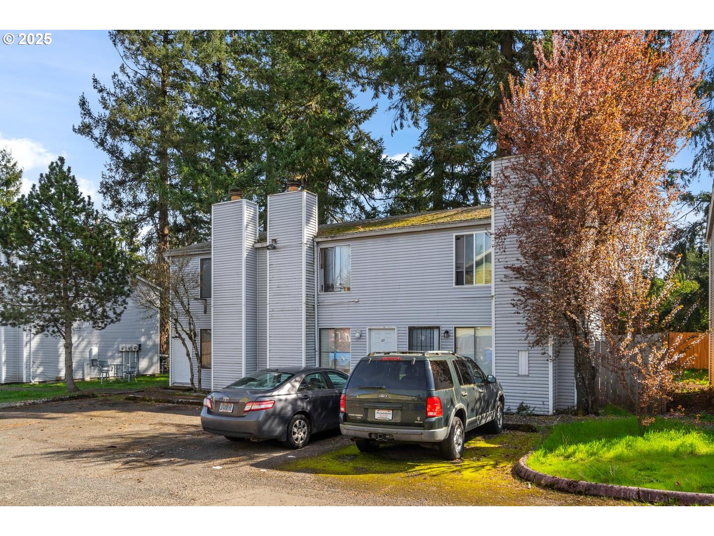 15 NE 127TH AVE