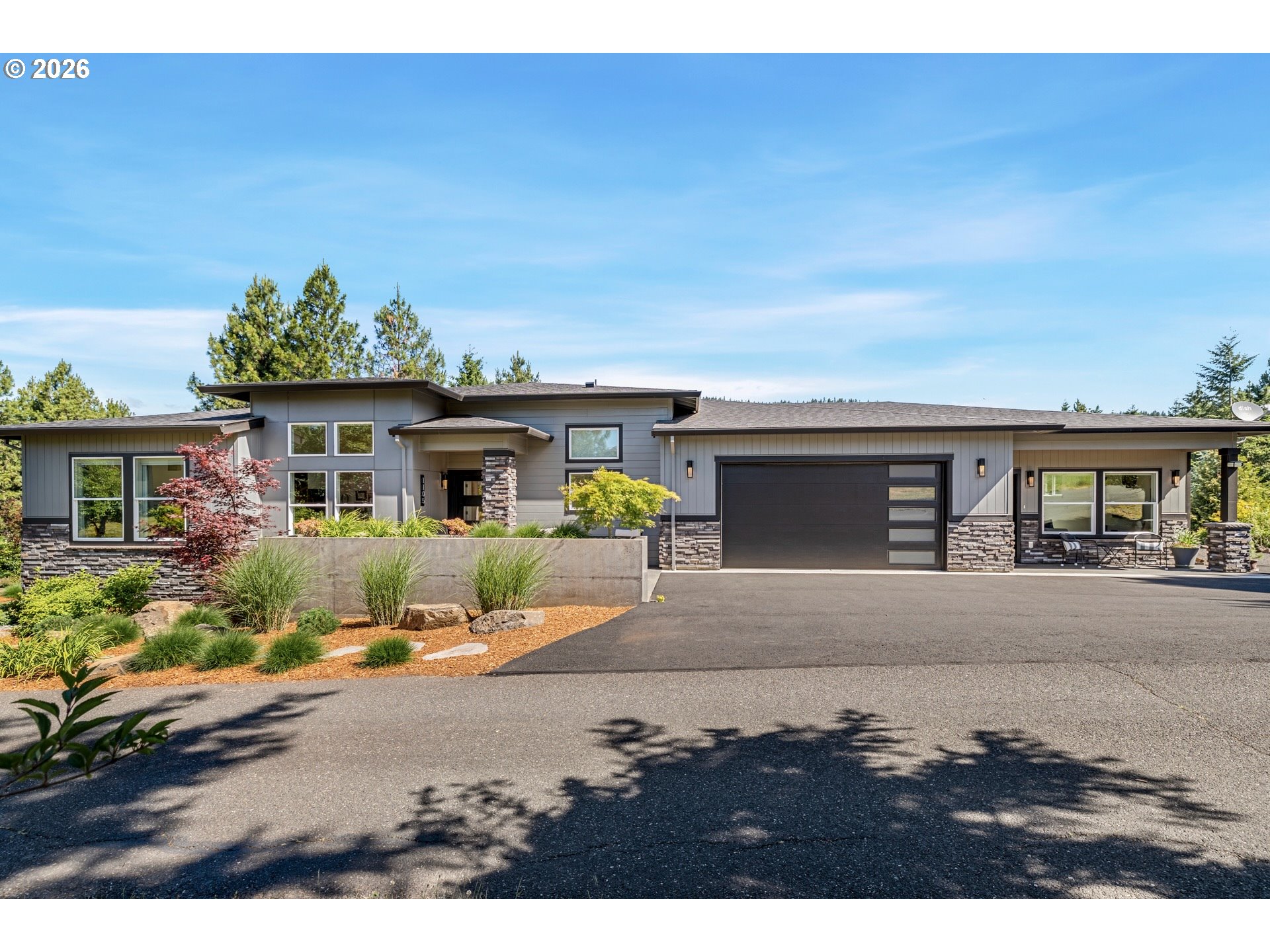 1105 LOGANBERRY LN