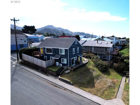 A home in Gold Beach