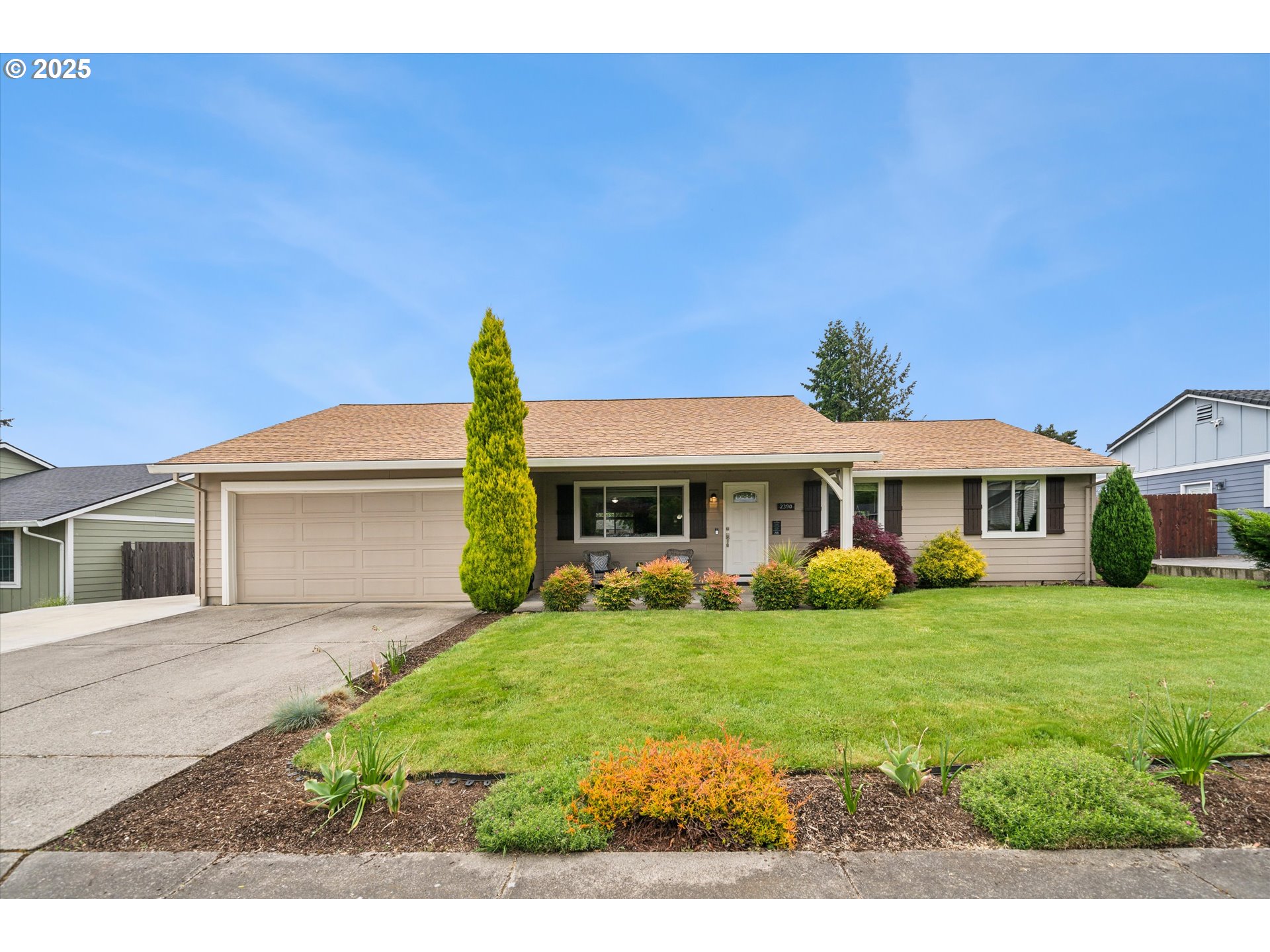 2390 SW LENORE DR
