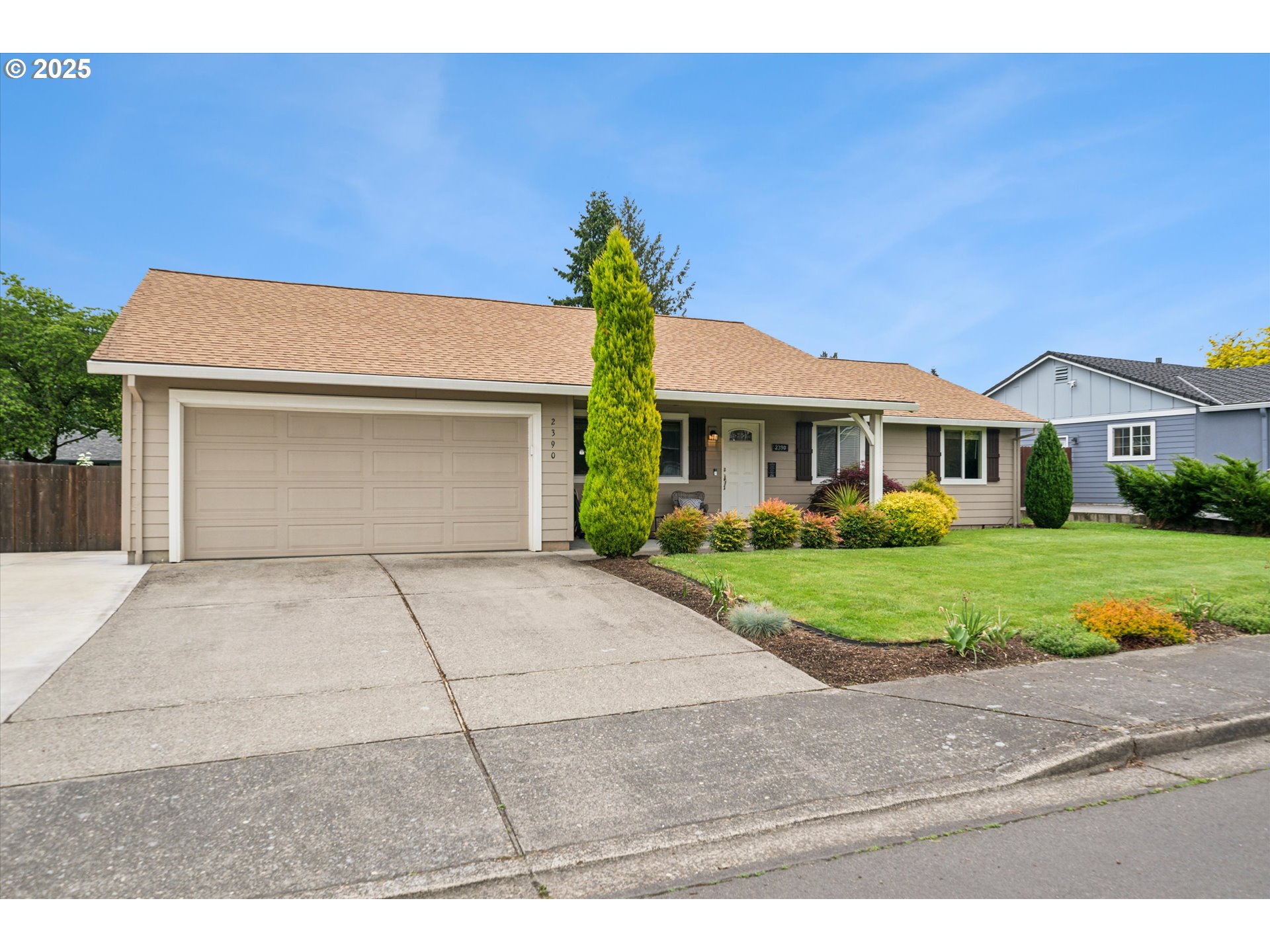 2390 SW LENORE DR