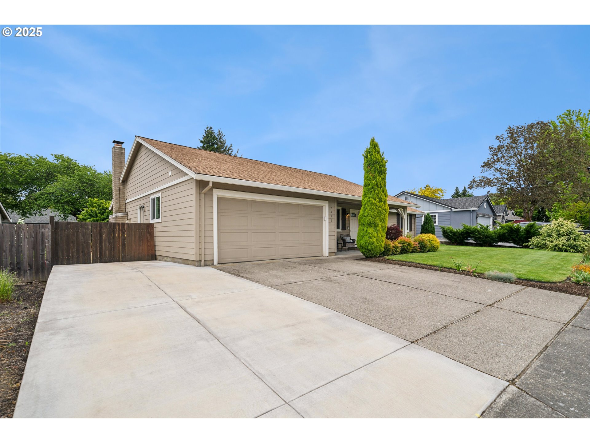 2390 SW LENORE DR