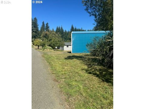 A home in Coos Bay