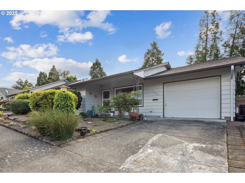 15580 SW ROYALTY PKWY Portland OR 97224