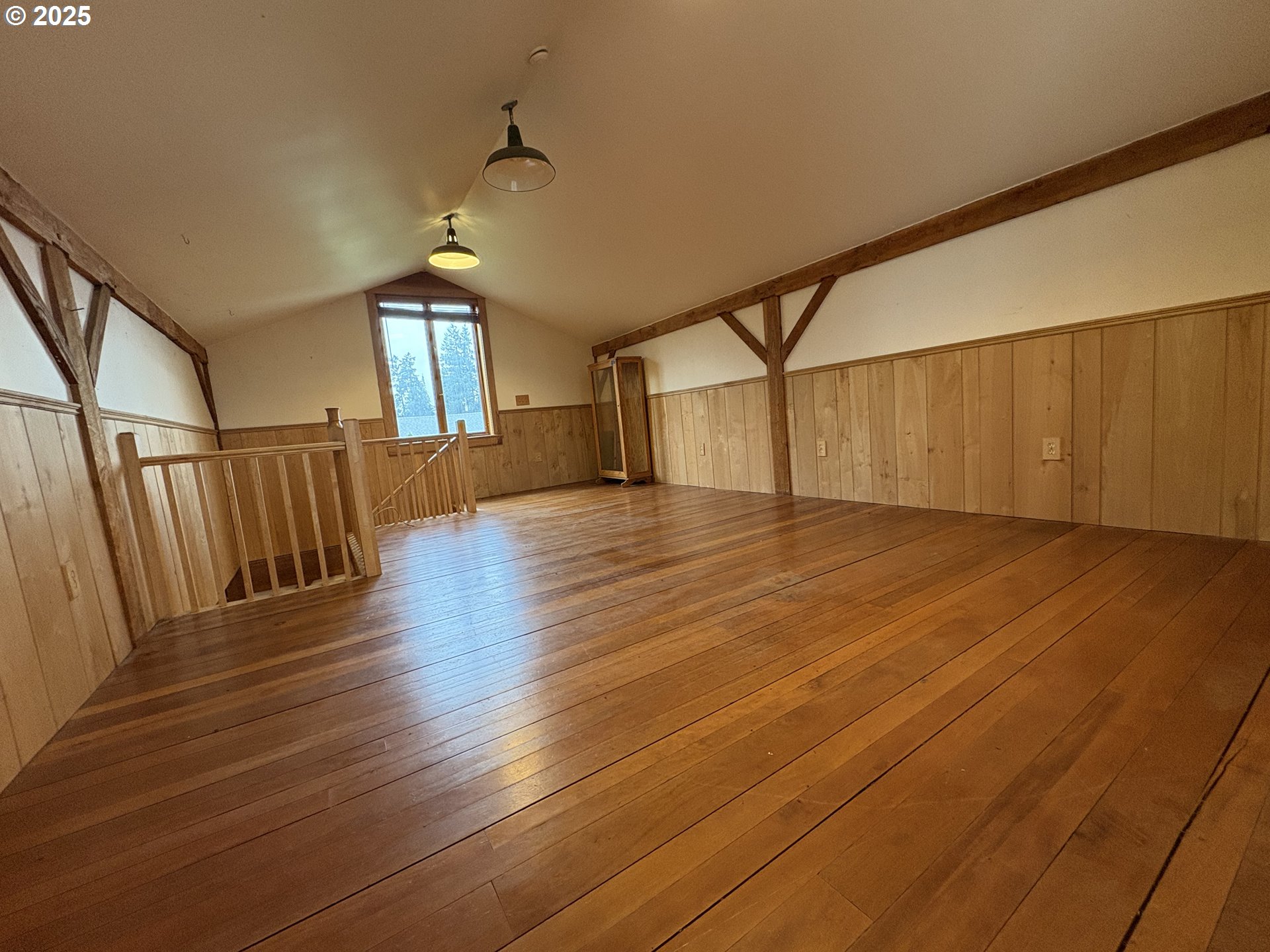 Stayton, Oregon 97383, United States, 4 Bedrooms Bedrooms, ,2 BathroomsBathrooms,Residential,Active,255211