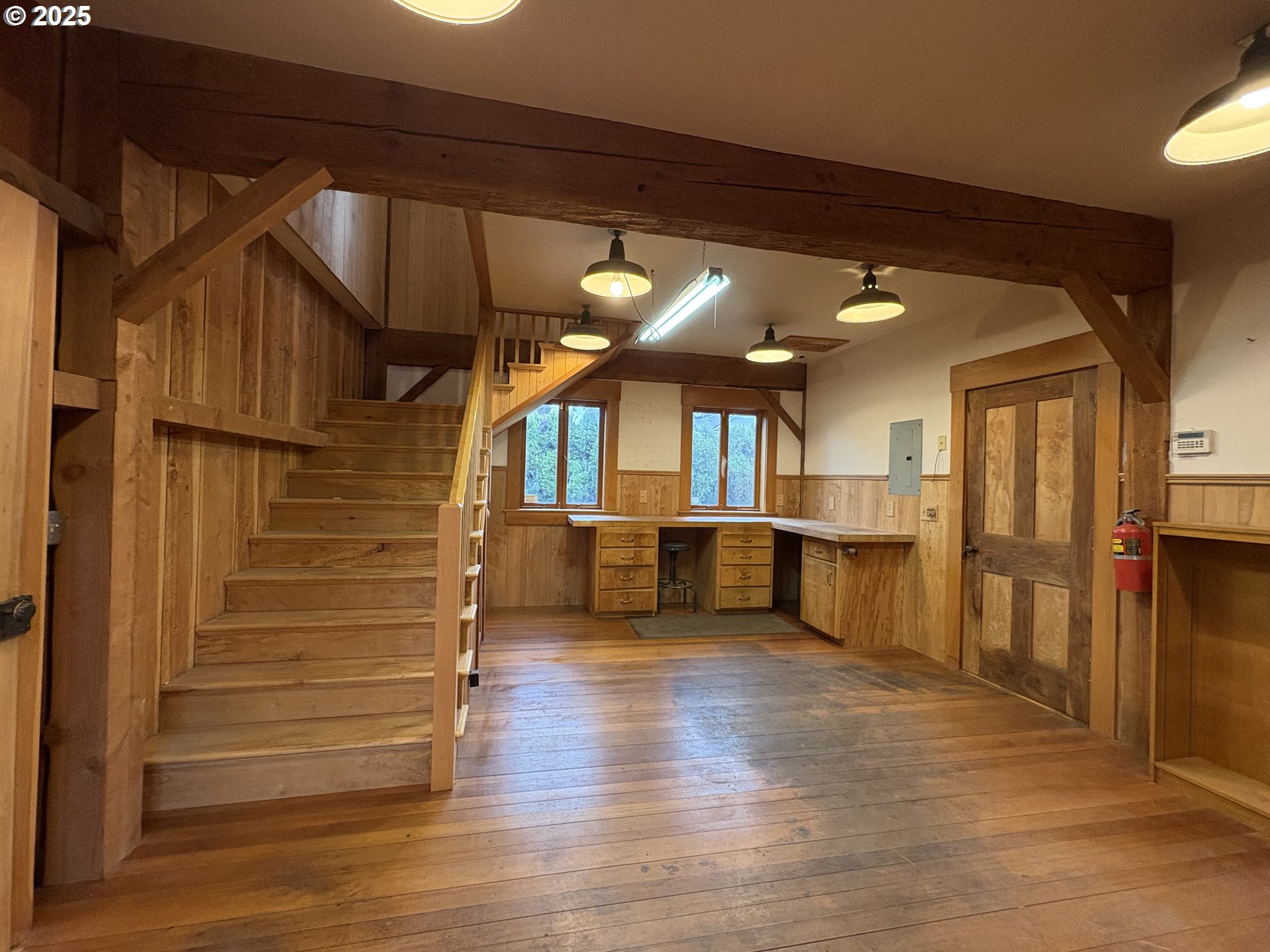 Stayton, Oregon 97383, United States, 4 Bedrooms Bedrooms, ,2 BathroomsBathrooms,Residential,Active,255211