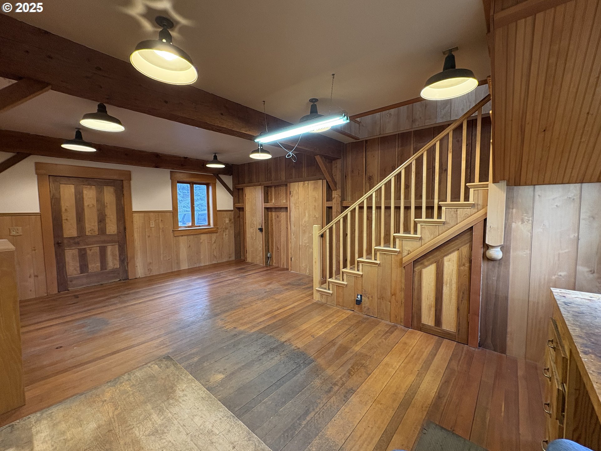 Stayton, Oregon 97383, United States, 4 Bedrooms Bedrooms, ,2 BathroomsBathrooms,Residential,Active,255211