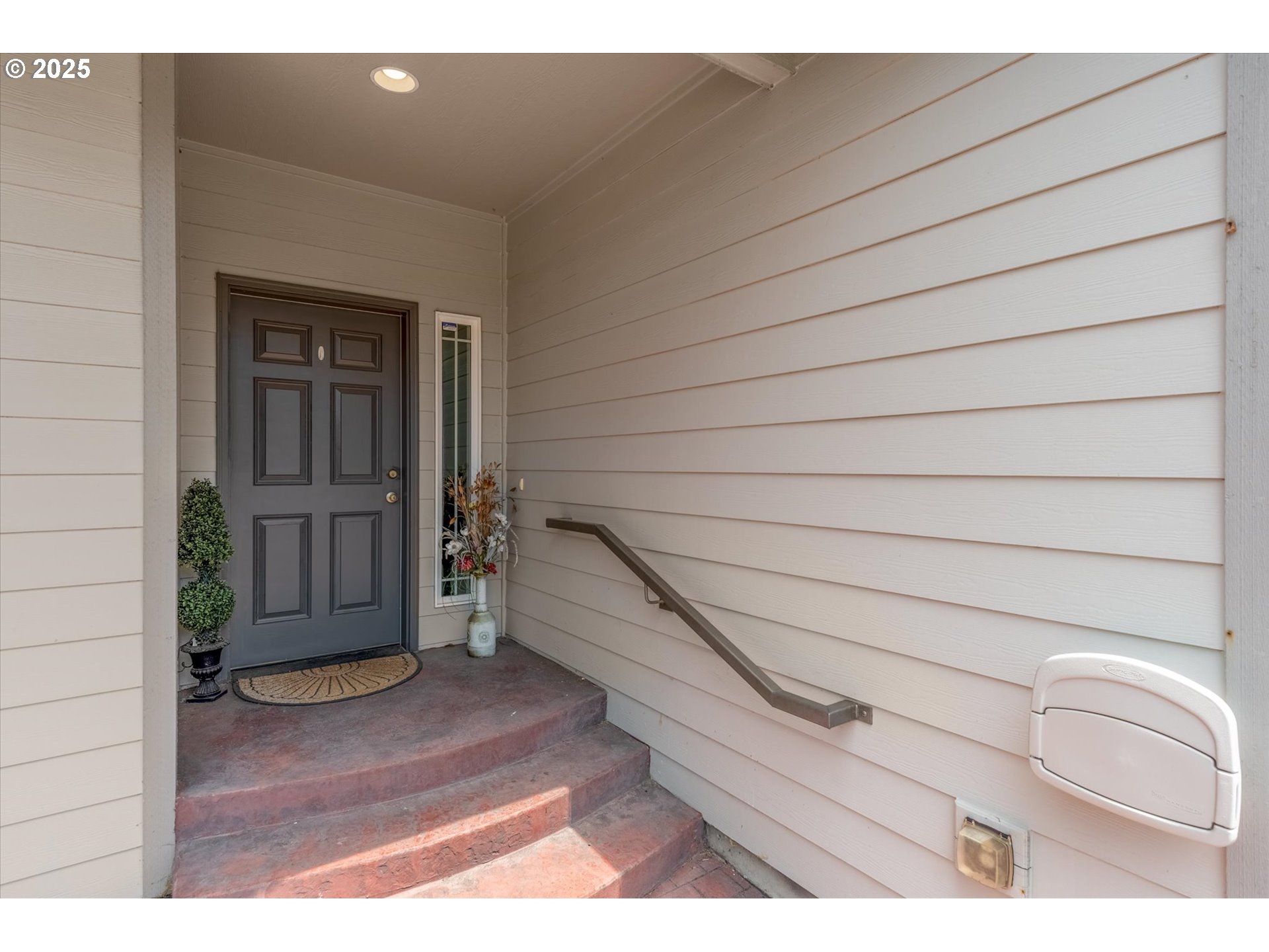 2507 ASPEN DR