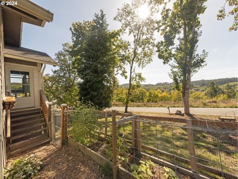 A home in Vernonia