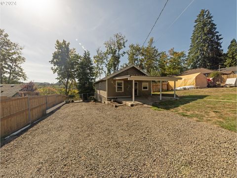 A home in Vernonia