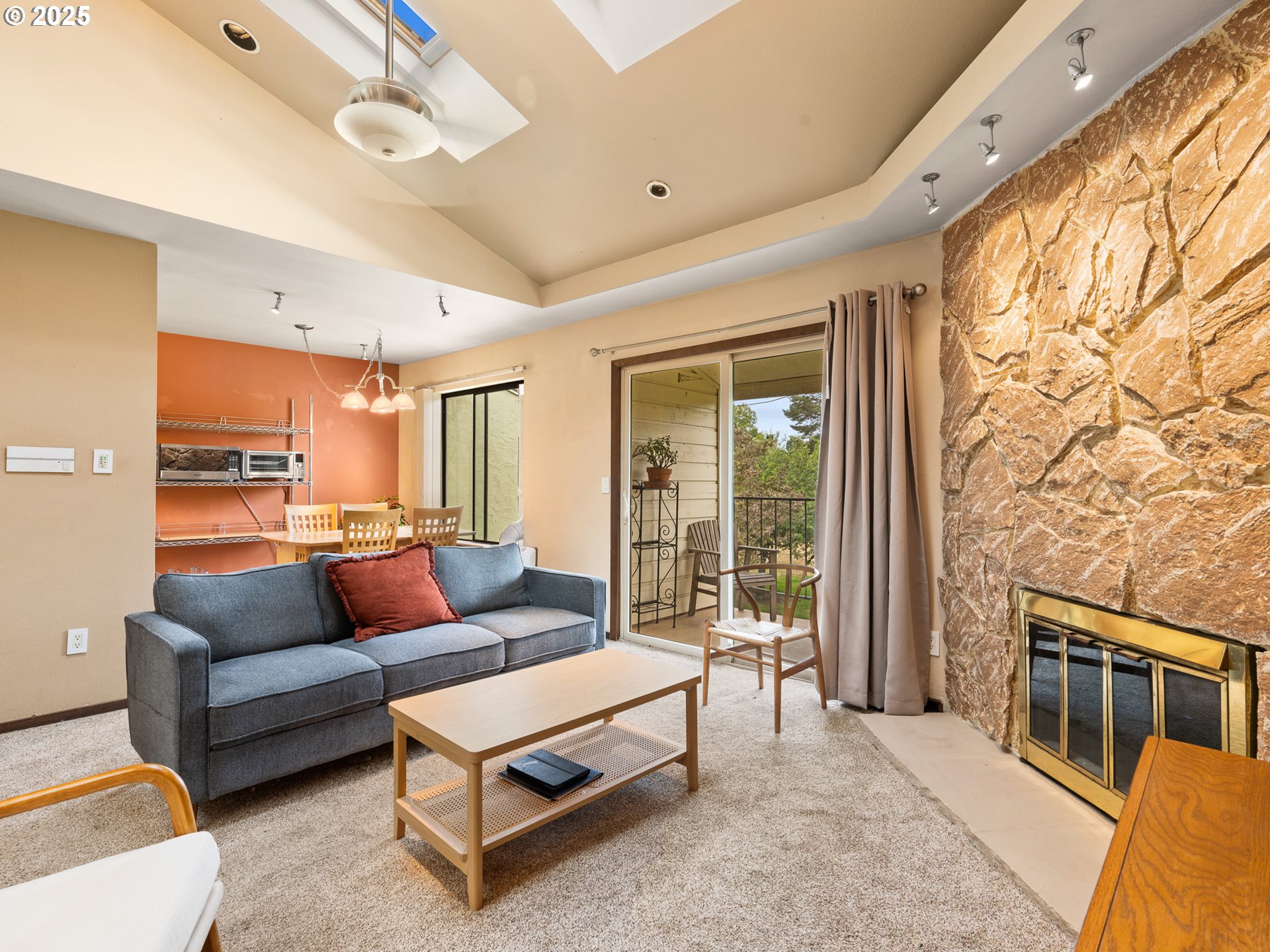 15950 NE Fremont ST