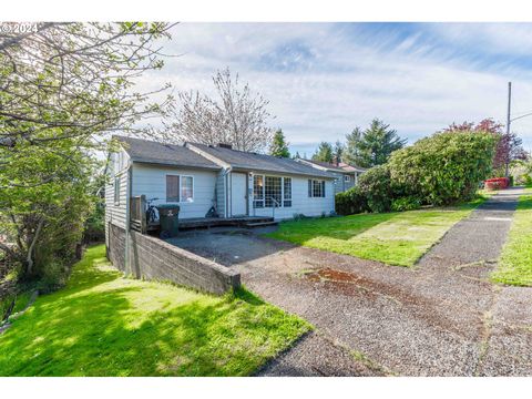 A home in Coos Bay