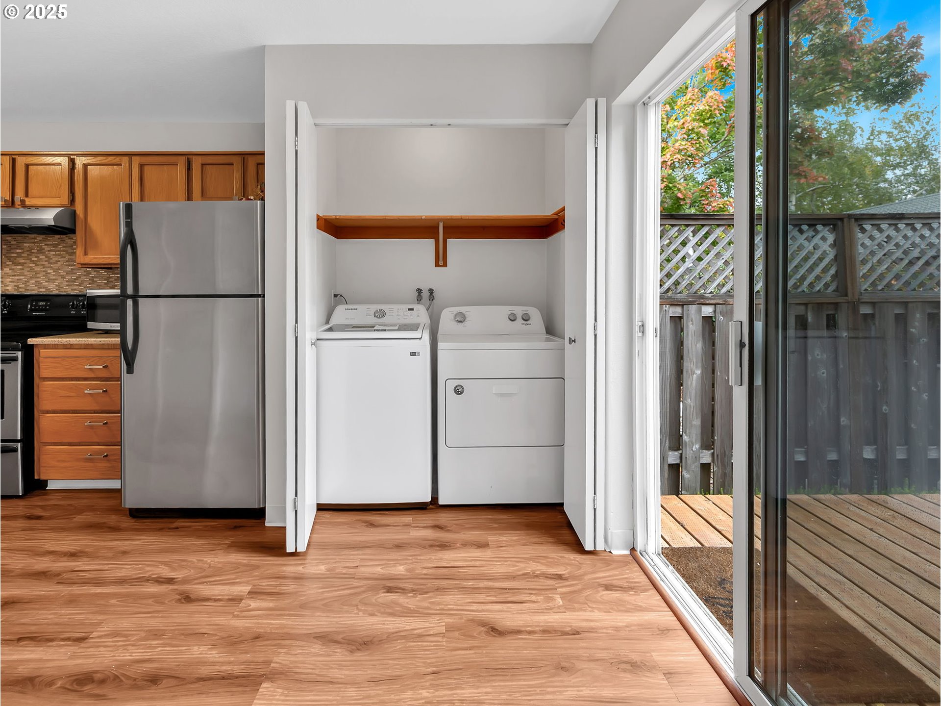 Portland, Oregon 97202, United States, 2 Bedrooms Bedrooms, ,3 BathroomsBathrooms,Residential,Active,235368