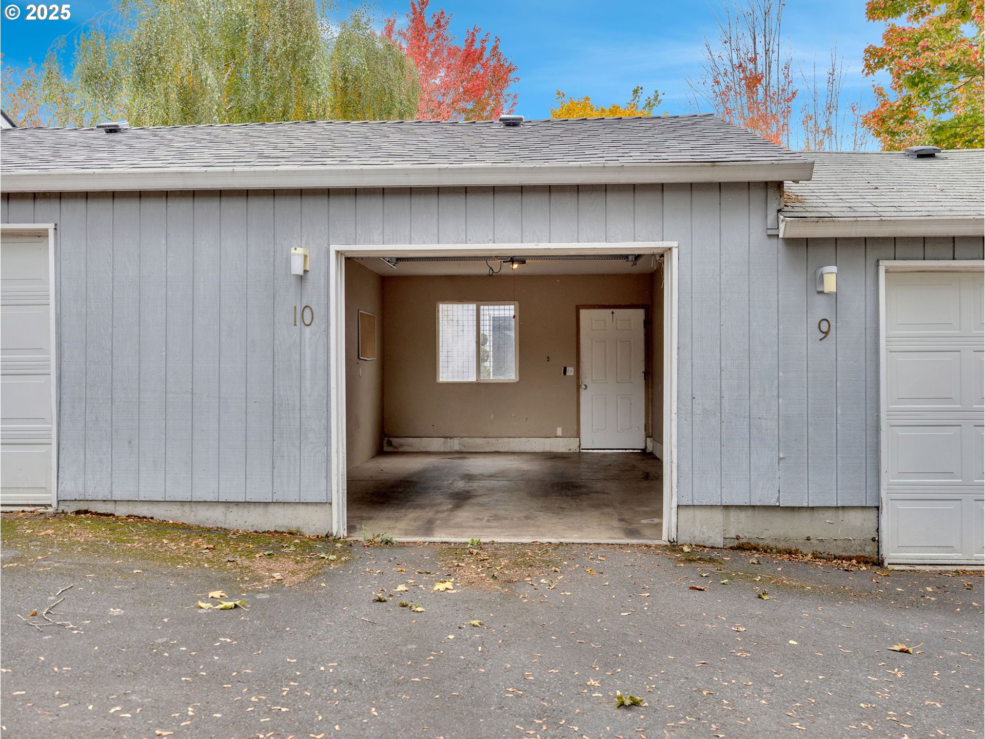 Portland, Oregon 97202, United States, 2 Bedrooms Bedrooms, ,3 BathroomsBathrooms,Residential,Active,235368