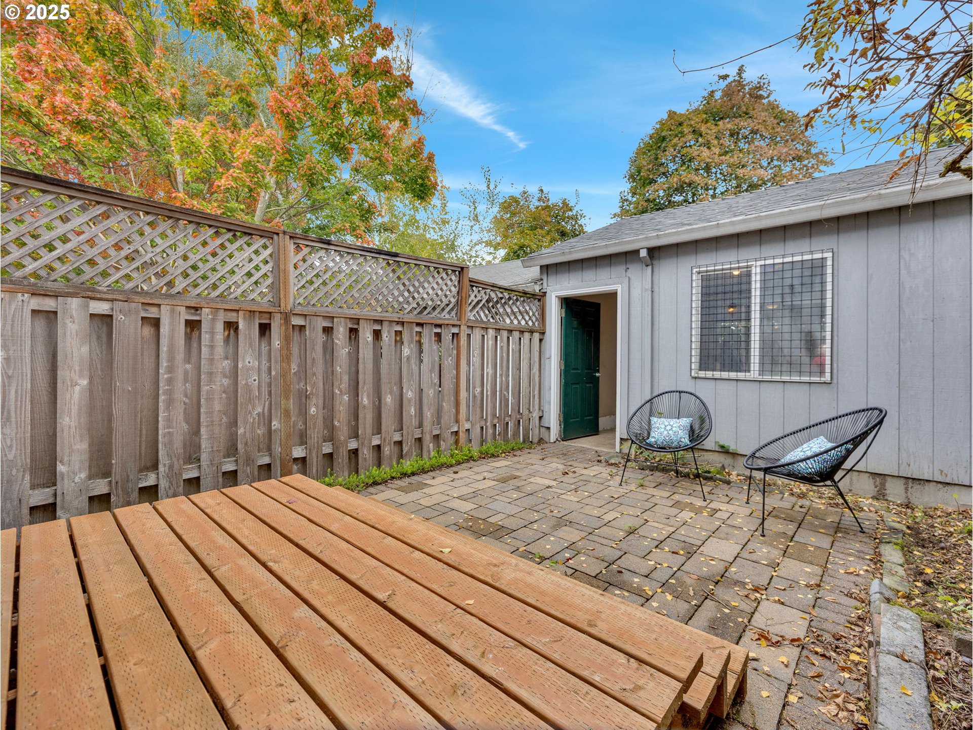 Portland, Oregon 97202, United States, 2 Bedrooms Bedrooms, ,3 BathroomsBathrooms,Residential,Active,235368