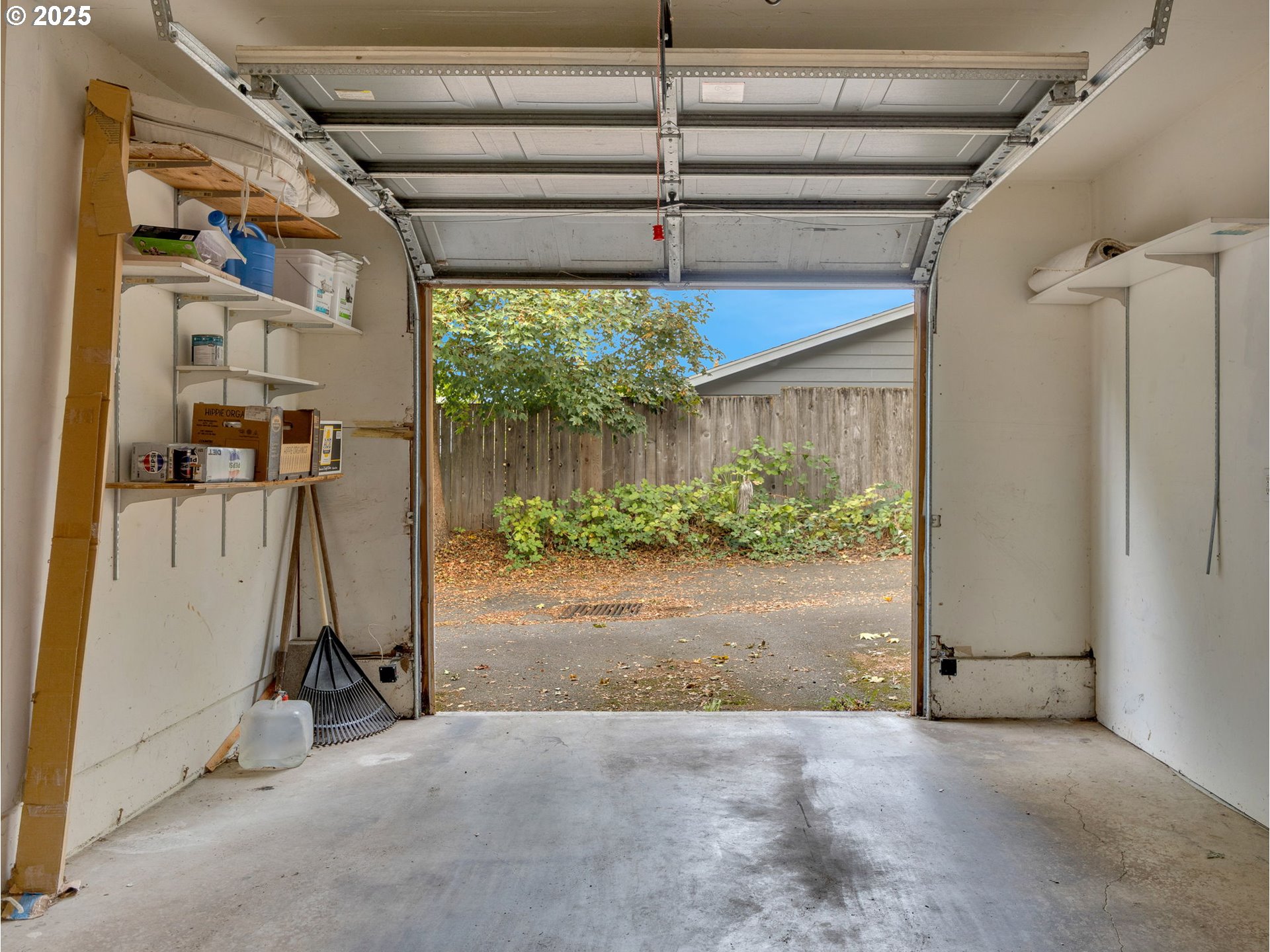 Portland, Oregon 97202, United States, 2 Bedrooms Bedrooms, ,3 BathroomsBathrooms,Residential,Active,235368