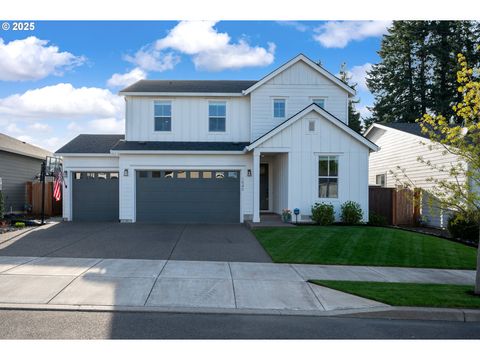 1545 N SPRUCE ST Canby OR 97013