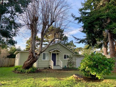 770 9TH ST SE Bandon OR 97411