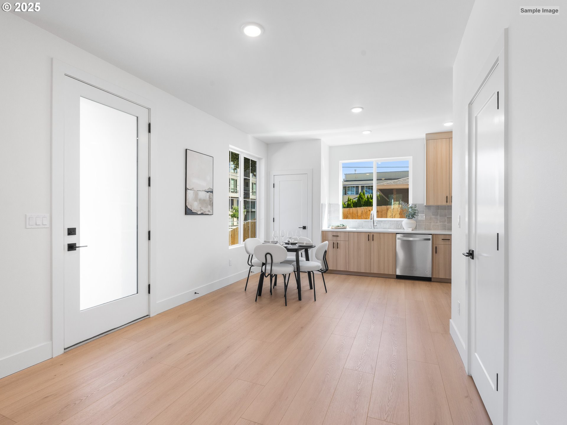 1662 SE Umatilla ST 4