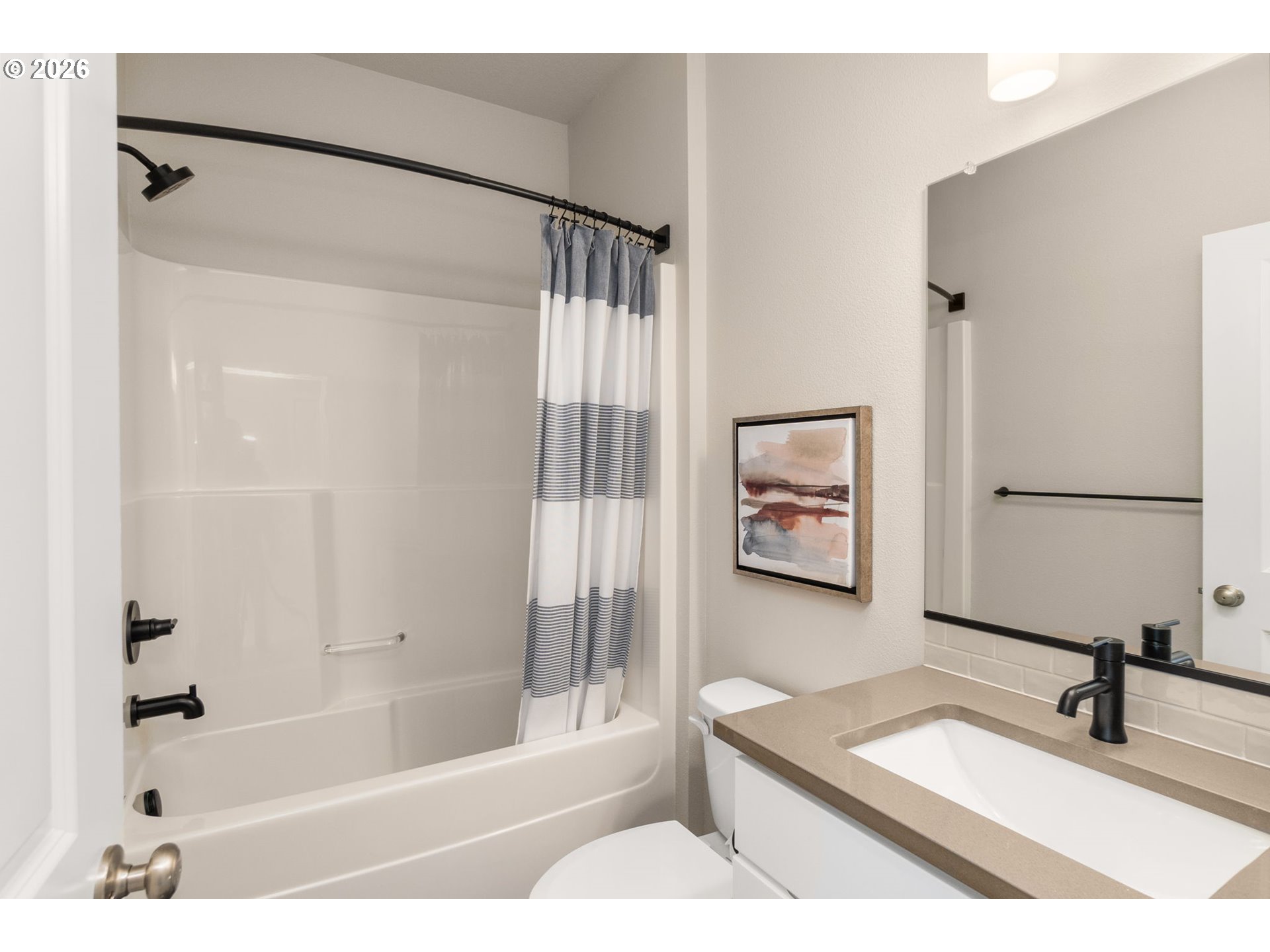 5123 SE THORNAPPLE ST