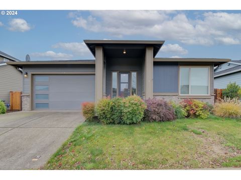 A home in Woodburn