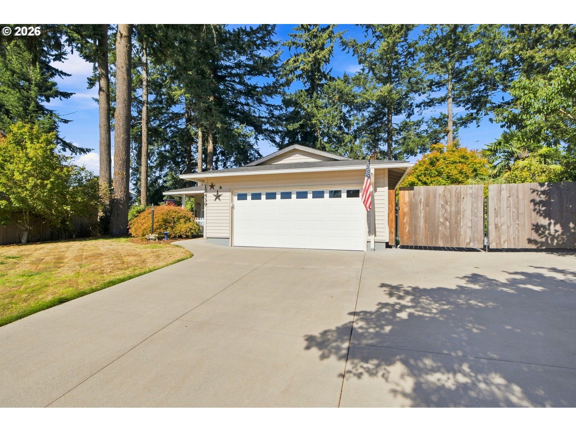 12439 BLUE RIDGE DR