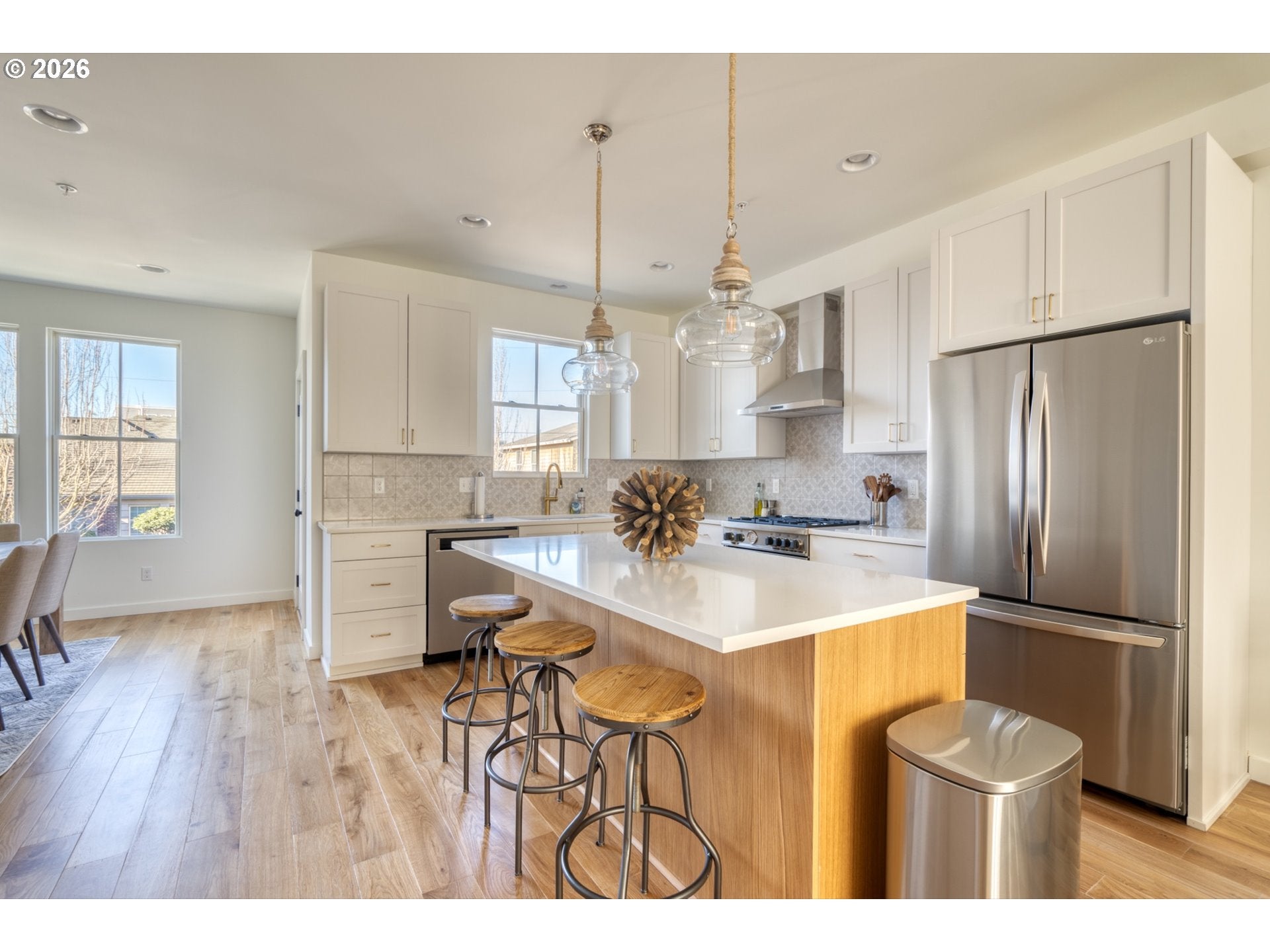 516 NE 56TH AVE
