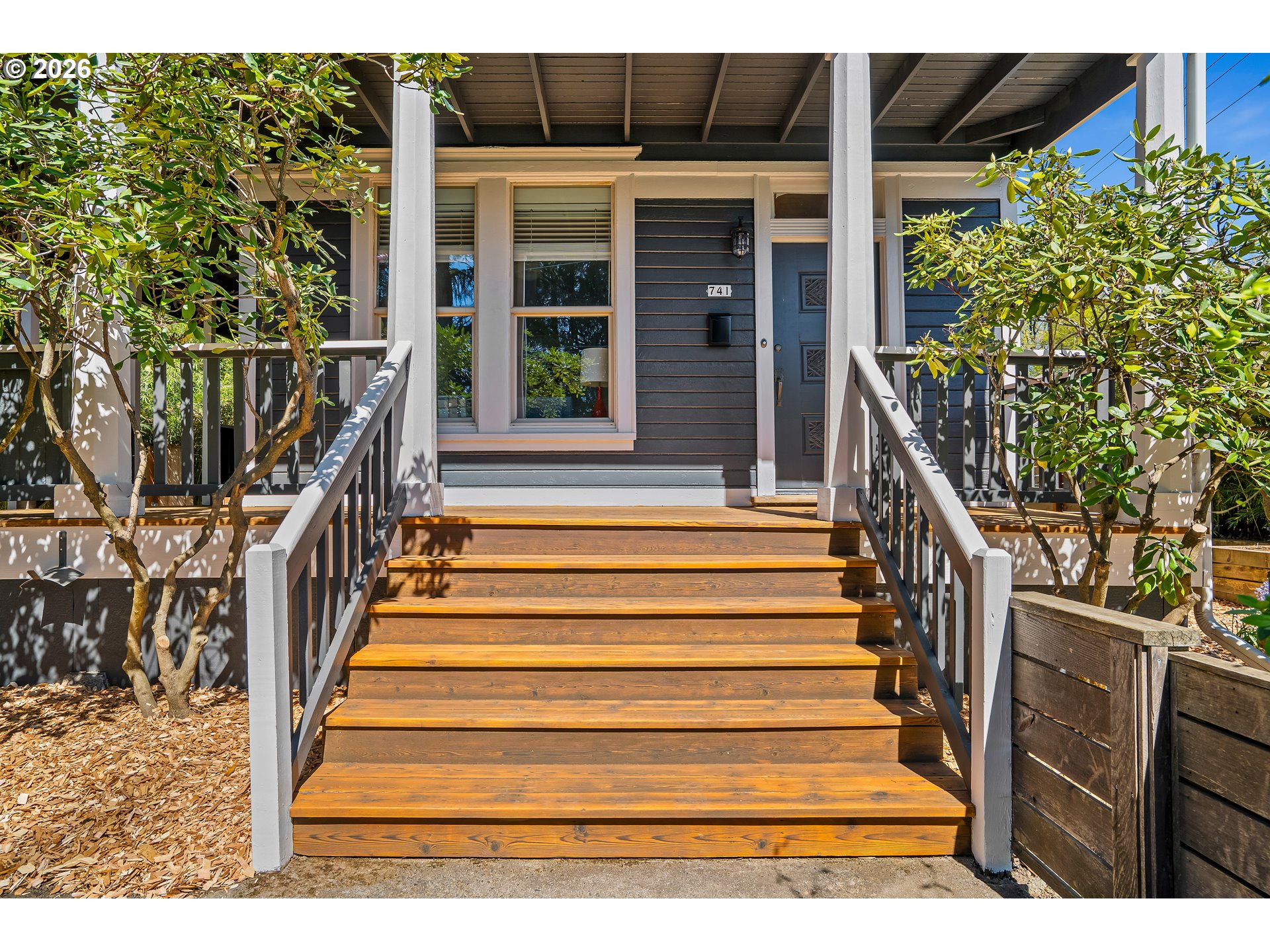 737/741 NE SKIDMORE ST