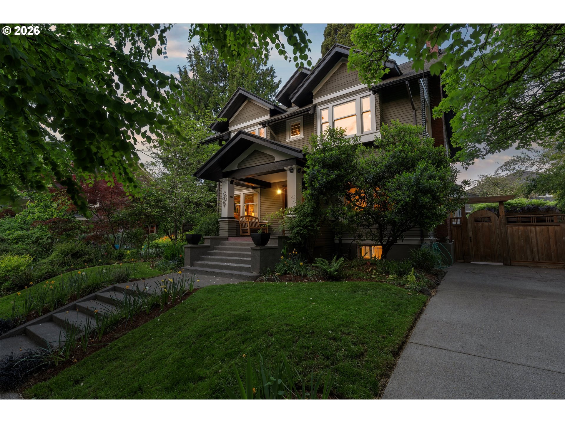 2744 NE 16TH AVE