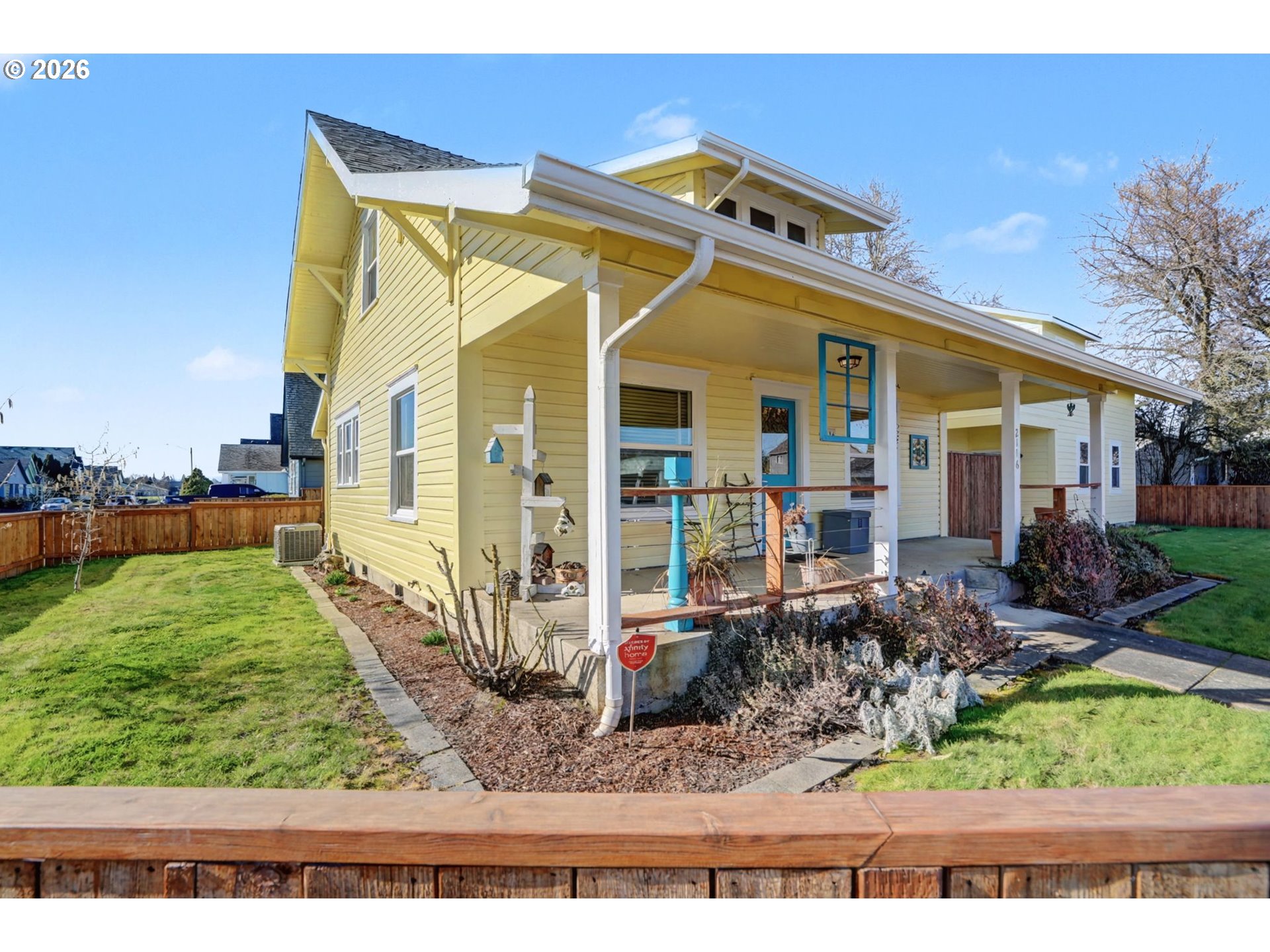 2116 WAVERLY DR