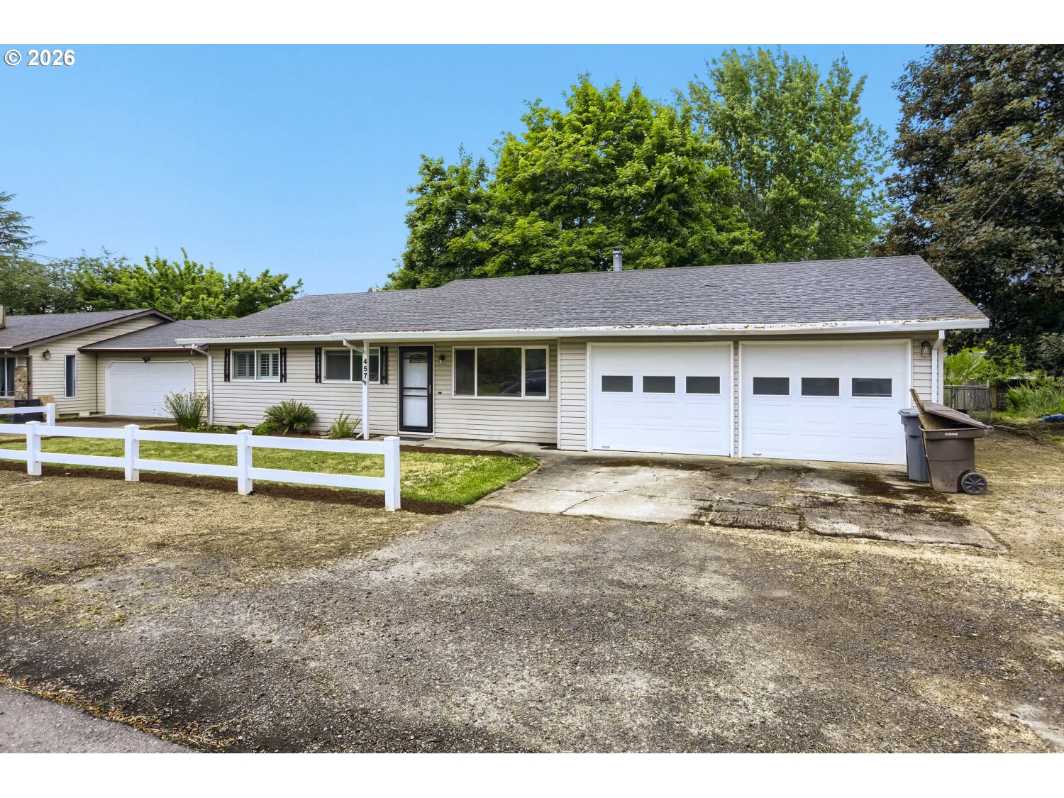 457 NW YONIA CT