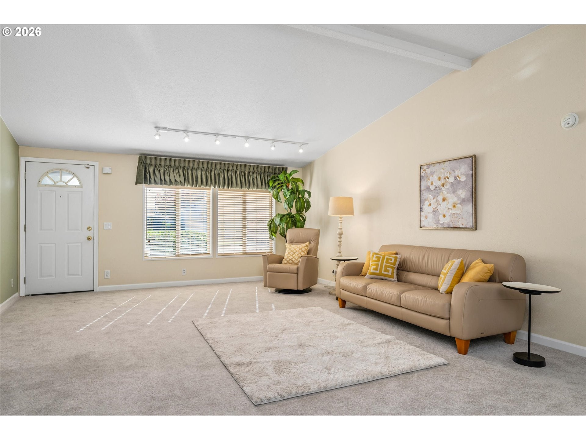 4055 ROYAL AVE 70