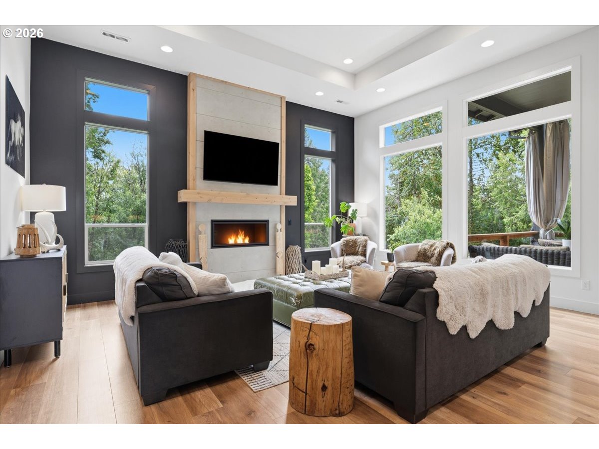 128 N 22ND CT